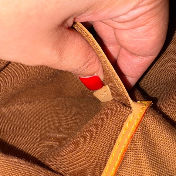 Louis Vuitton Alma PM - Picture 11 of 11